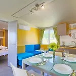 Quality Mobile Homes In Kazela Μεντουλίν