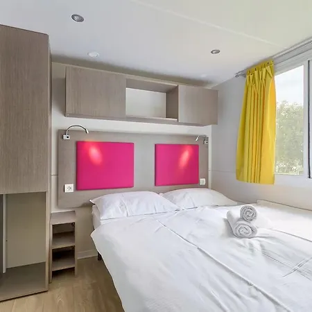 Üdülőpark Quality Mobile Homes In Kazela Medulin