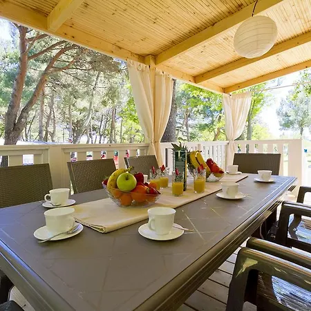 Quality Mobile Homes In Kazela Medulin