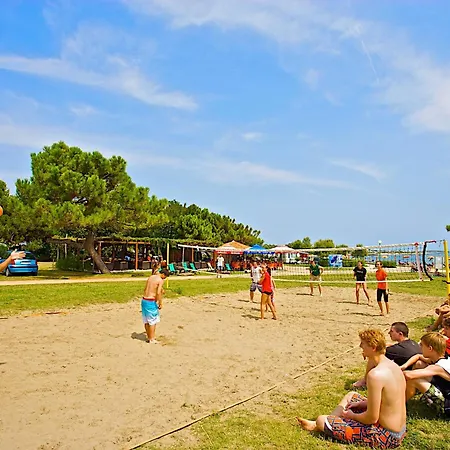 ホリデーパーク Quality Mobile Homes In Kazela