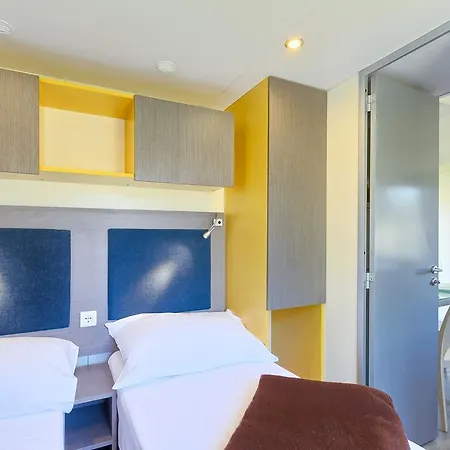 Quality Mobile Homes In Kazela Holiday park 4*