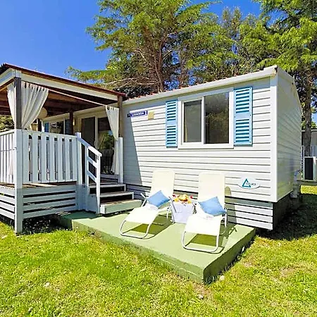 Quality Mobile Homes In Kazela Holiday park