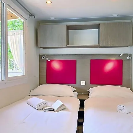 Quality Mobile Homes In Kazela Medulin