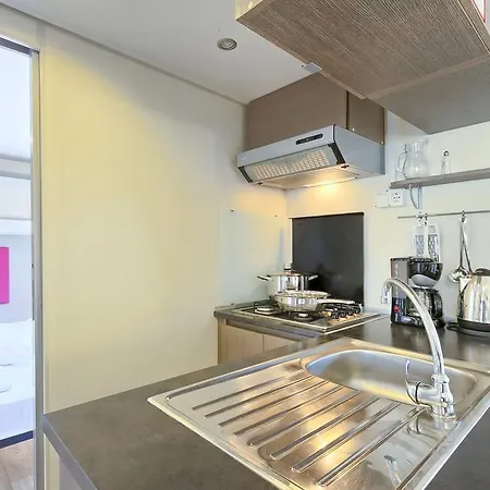 Parque de vacaciones Quality Mobile Homes In Kazela